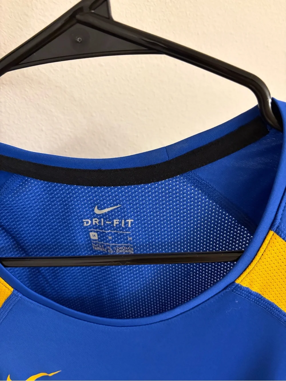 Nike Dri-Fit Long Sleeve Performance Top - Blue & Yellow size med